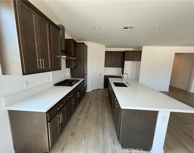 4130 Pioneer - Photo Thumbnail 12