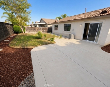 26814 Mountain Glen - Photo Thumbnail 10