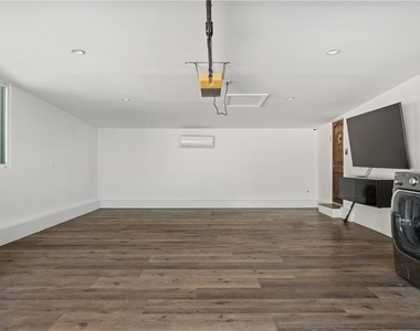 6515 Kenwater - Photo Thumbnail 25