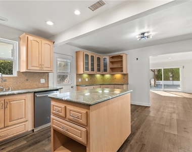 6515 Kenwater - Photo Thumbnail 10