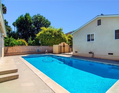 22839 Dolorosa Street - Photo Thumbnail 27