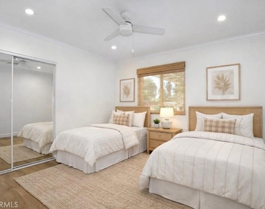 22839 Dolorosa Street - Photo Thumbnail 15