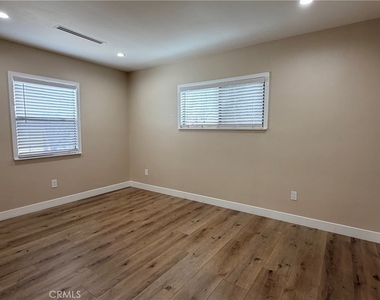 10971 Roscoe - Photo Thumbnail 14