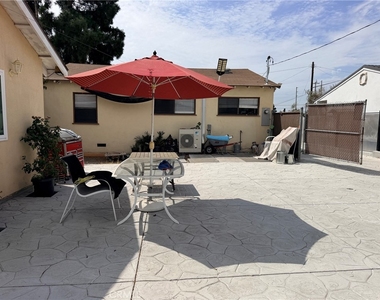 10971 Roscoe - Photo Thumbnail 16