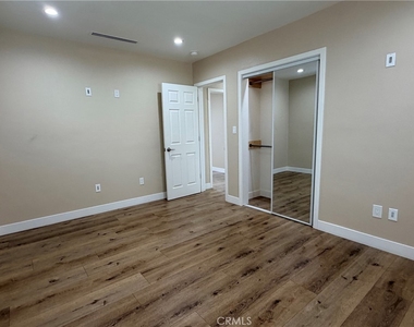 10971 Roscoe - Photo Thumbnail 13