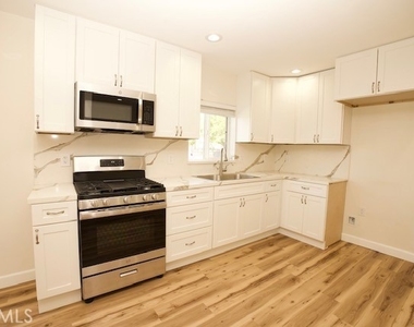 11272 Herrick - Photo Thumbnail 6