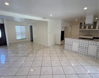 13747 Polk Street - Photo Thumbnail 13