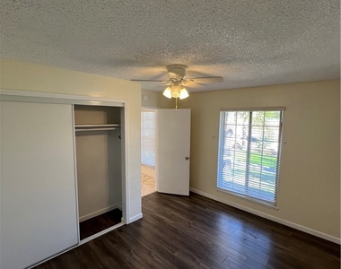 13747 Polk Street - Photo Thumbnail 26