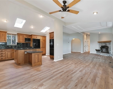 126 Pueblo Lane - Photo Thumbnail 10