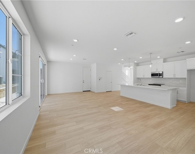 4801 Arroyo Run - Photo Thumbnail 3