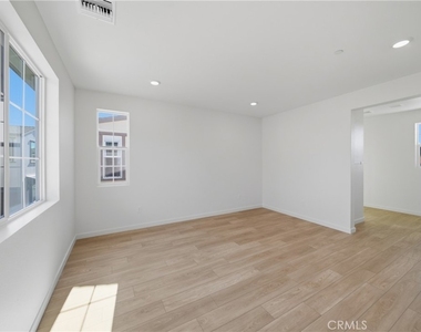 4801 Arroyo Run - Photo Thumbnail 16
