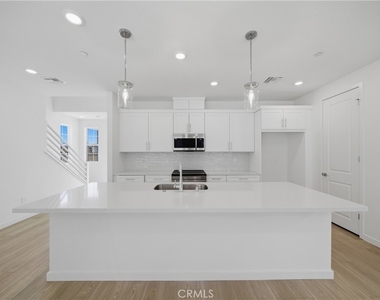 4801 Arroyo Run - Photo Thumbnail 8