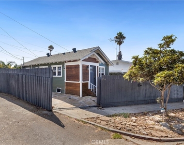 2718 7th Avenue - Photo Thumbnail 17