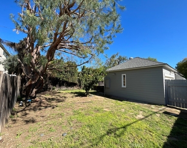 14659 Killion Street - Photo Thumbnail 18