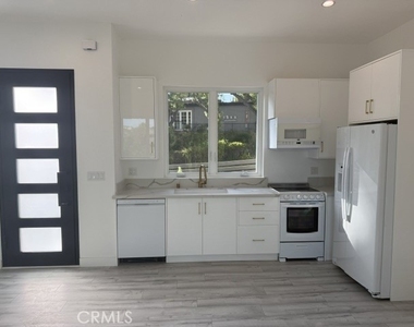 4724 El Caballero Drive - Photo Thumbnail 12