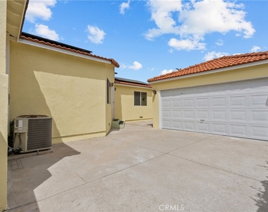 5110 Petit - Photo Thumbnail 40
