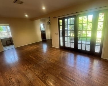 4419 Calhoun - Photo Thumbnail 9