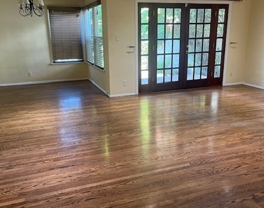4419 Calhoun - Photo Thumbnail 12