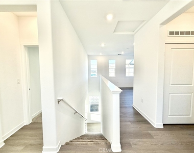 2625 E Forest Paseo - Photo Thumbnail 6
