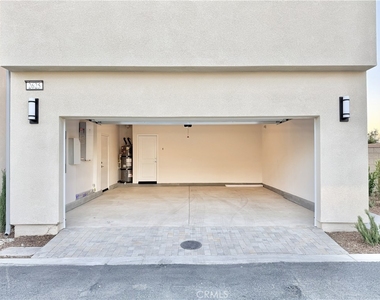 2625 E Forest Paseo - Photo Thumbnail 16