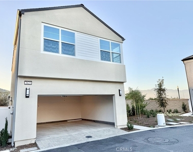 2625 E Forest Paseo - Photo Thumbnail 17
