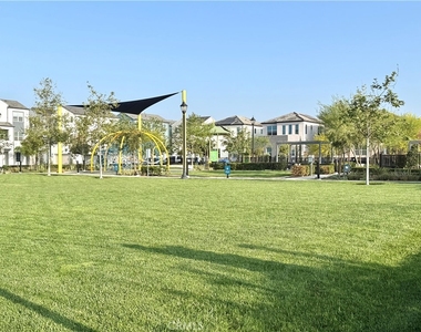 2625 E Forest Paseo - Photo Thumbnail 19