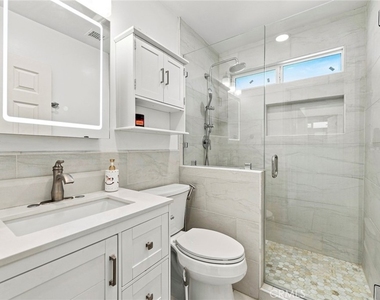 23311 Catskill Ave - Photo Thumbnail 4