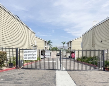 14851 Mulberry - Photo Thumbnail 28
