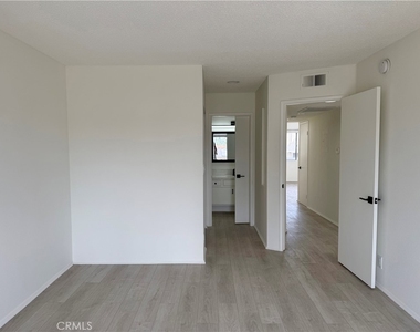 14851 Mulberry - Photo Thumbnail 12
