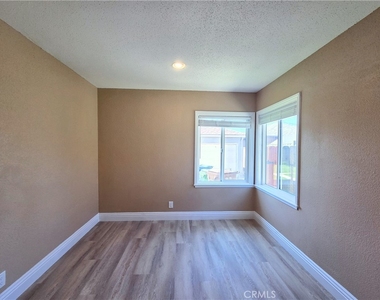 705 N Hillford Avenue - Photo Thumbnail 17