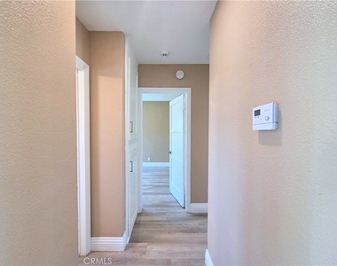 705 N Hillford Avenue - Photo Thumbnail 13