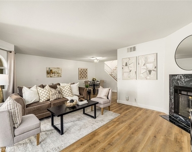 11463 1/2 Excelsior Drive - Photo Thumbnail 11