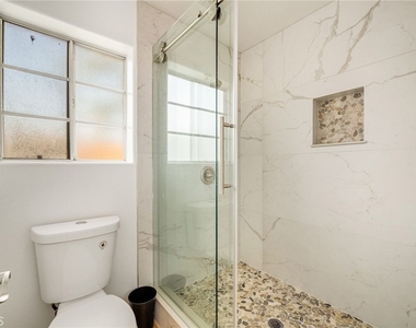 11463 1/2 Excelsior Drive - Photo Thumbnail 19