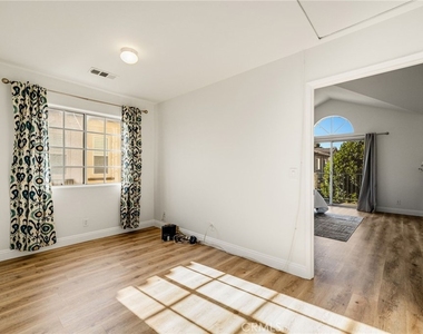 11463 1/2 Excelsior Drive - Photo Thumbnail 14