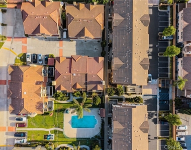 11463 1/2 Excelsior Drive - Photo Thumbnail 25