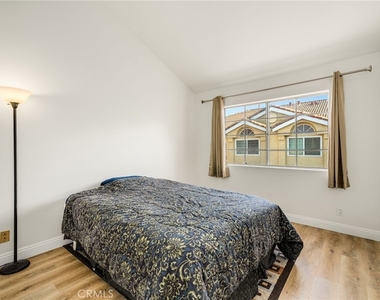 11463 1/2 Excelsior Drive - Photo Thumbnail 21