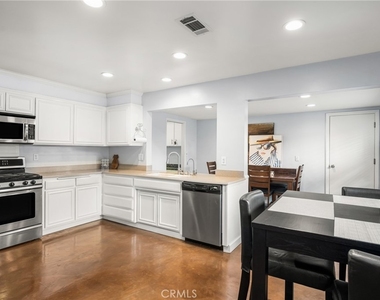19301 Maynard Way - Photo Thumbnail 3
