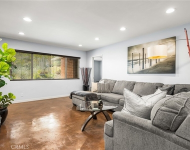 19301 Maynard Way - Photo Thumbnail 22