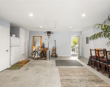 19301 Maynard Way - Photo Thumbnail 20