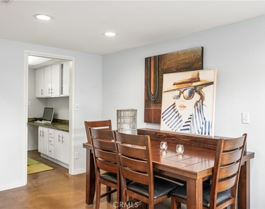 19301 Maynard Way - Photo Thumbnail 6