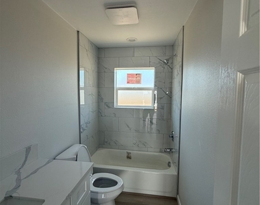 1332 Olivine Avenue - Photo Thumbnail 6