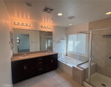 3288 Ledgewood - Photo Thumbnail 8