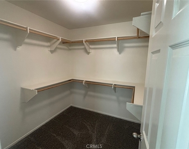 3288 Ledgewood - Photo Thumbnail 7
