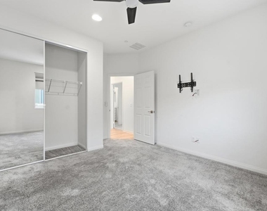 8386 Yosemite Street - Photo Thumbnail 8
