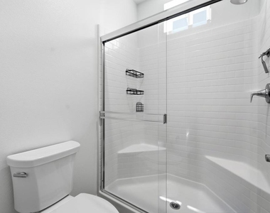 8386 Yosemite Street - Photo Thumbnail 11