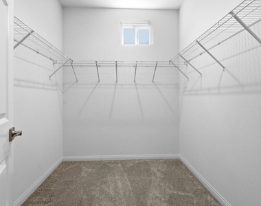 8386 Yosemite Street - Photo Thumbnail 15