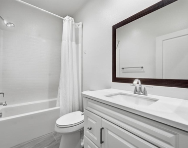 8386 Yosemite Street - Photo Thumbnail 13