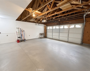 131 Walter Way - Photo Thumbnail 9