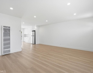 16404 San Jacinto - Photo Thumbnail 3