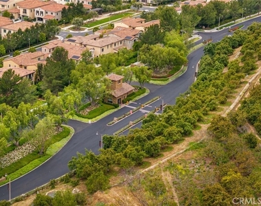 46 Shadybend - Photo Thumbnail 37